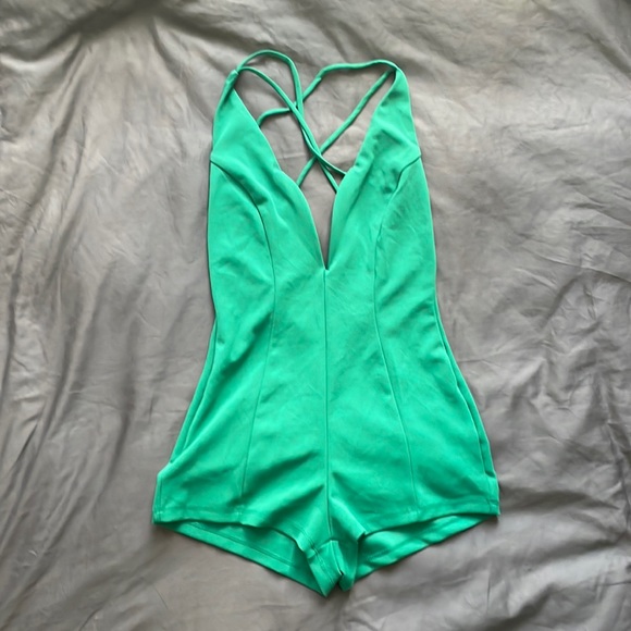 sexy short jumpsuit - Picture 1 of 4